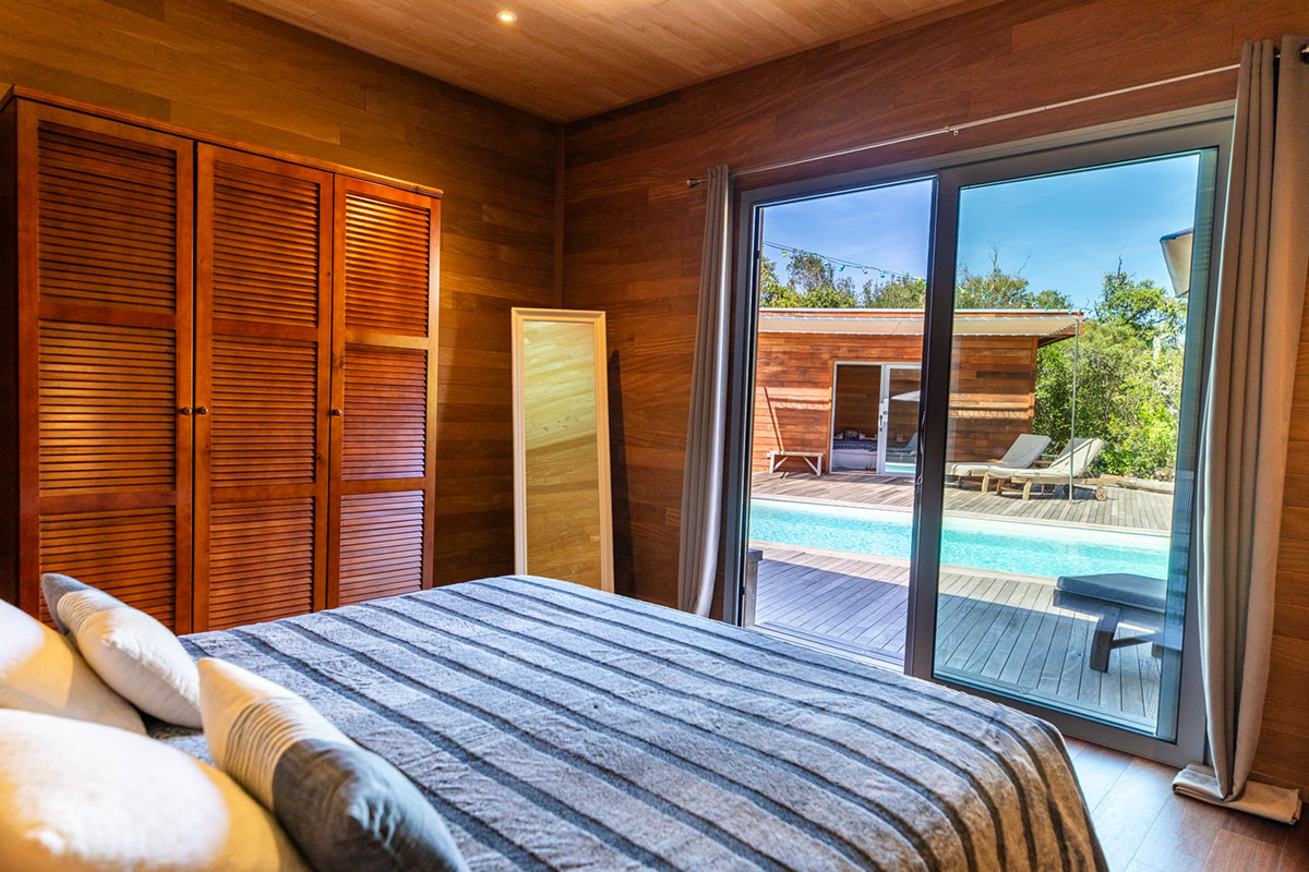 Chambre avec vue piscine villa Porto-Vecchio